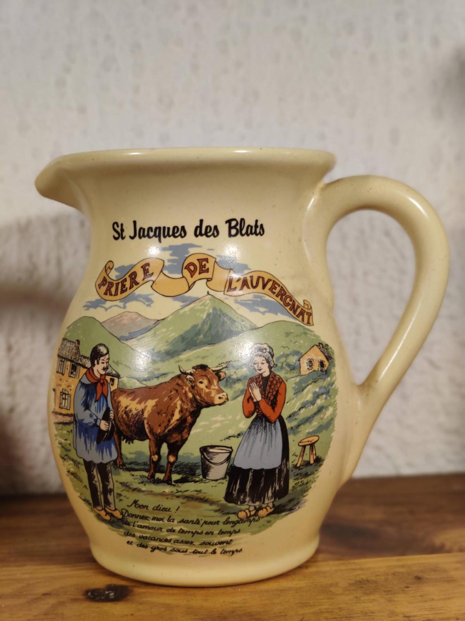 Maison Familiale Et Authentique Saint-Jacques-des-Blats Bagian luar foto